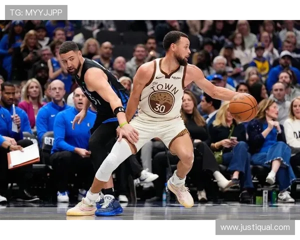 [NBA]库里三节30分 勇士24分大胜独行侠.